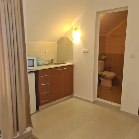 Guest Kostovi Privat bolig *