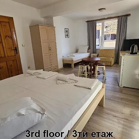 Kwatera prywatna Guest Kostovi Nesebyr